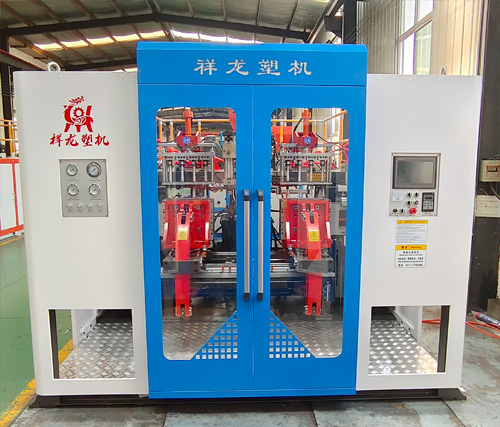 22、全自動多模頭吹塑機1.jpg